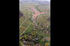Vue aérienne de Ranschbach dans le département Rhénanie-Palatinat, Allemagne