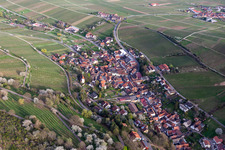 Leinsweiler dans le département Rhénanie-Palatinat, Allemagne depuis l'avion