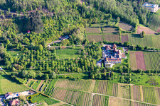Vue aérienne de Hôtel de bien-être Alte Rebschule et Gasthaus Sesel à le quartier Rhodt in Rhodt unter Rietburg dans le département Rhénanie-Palatinat, Allemagne