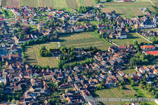 Vue oblique de Hôtel Schloß Edesheim, Hôtels privés Dr. Lohbeck GmbH & Co. KG à Edesheim dans le département Rhénanie-Palatinat, Allemagne