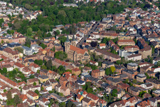 Vue aérienne de Collégiale Landau in der Pfalz à Landau in der Pfalz dans le département Rhénanie-Palatinat, Allemagne