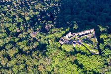 Photographie aérienne de Ruines du château de Lindelbrunn à Vorderweidenthal dans le département Rhénanie-Palatinat, Allemagne
