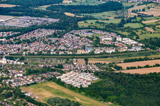 Vue aérienne de Le Rheinauer Ring vu de l'est à le quartier Rheinau in Rastatt dans le département Bade-Wurtemberg, Allemagne