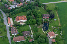 Vue aérienne de Schlossallee, K & R Mittelstandsholding GmbH à le quartier Homberg in Eigeltingen dans le département Bade-Wurtemberg, Allemagne