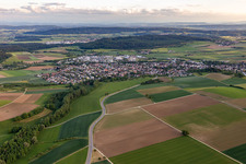 Vue aérienne de Hilzingen dans le département Bade-Wurtemberg, Allemagne