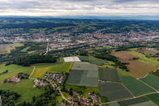 Vue aérienne de Weingarten bei Ravensburg dans le département Bade-Wurtemberg, Allemagne
