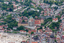 Vue aérienne de Basilique Saint-Martin à Weingarten bei Ravensburg dans le département Bade-Wurtemberg, Allemagne