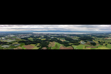 Vue aérienne de Panorama du lac de Constance depuis Immenstaad via Friedrichshafen jusqu'à Langenargen à Friedrichshafen dans le département Bade-Wurtemberg, Allemagne