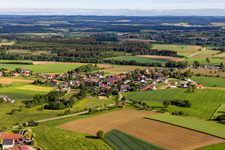 Vue aérienne de Quartier Sentenhart in Wald dans le département Bade-Wurtemberg, Allemagne
