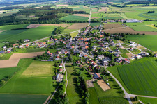 Vue aérienne de Quartier Sentenhart in Wald dans le département Bade-Wurtemberg, Allemagne