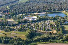 Vue aérienne de Camping Rülzheim à Rülzheim dans le département Rhénanie-Palatinat, Allemagne