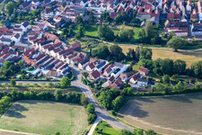 Vue aérienne de Rue du milieu à Rülzheim dans le département Rhénanie-Palatinat, Allemagne