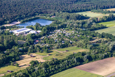 Vue aérienne de Camping Rülzheim à Rülzheim dans le département Rhénanie-Palatinat, Allemagne