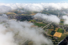 Vue aérienne de Pilsting dans le département Bavière, Allemagne