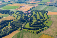 Vue aérienne de Golf Club Schloßberg eV à le quartier Altersberg in Reisbach dans le département Bavière, Allemagne