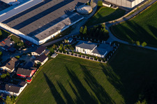 Vue aérienne de Usine de conserves Eggerstorfer GmbH à Esterndorf à le quartier Tabeckendorf in Roßbach dans le département Bavière, Allemagne
