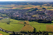 Vue aérienne de Niederkaltenkirchen" de la série de films à le quartier Loitersdorf in Frontenhausen dans le département Bavière, Allemagne