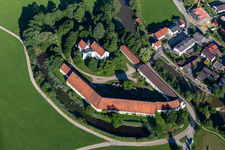 Vue aérienne de Verrouillage à Aham dans le département Bavière, Allemagne