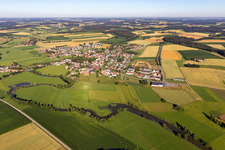 Vue aérienne de Gerzen dans le département Bavière, Allemagne