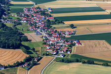 Vue aérienne de Quartier Oberköllnbach in Postau dans le département Bavière, Allemagne