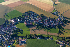 Vue aérienne de Quartier Hailing in Leiblfing dans le département Bavière, Allemagne