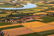 Vue aérienne de Quartier Eltheim in Barbing dans le département Bavière, Allemagne