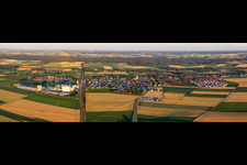 Vue aérienne de Panorama à Sünching dans le département Bavière, Allemagne