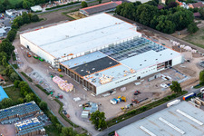 Vue oblique de Agrandissement du nouvel entrepôt central de Hornbach à le quartier Dreihof in Essingen dans le département Rhénanie-Palatinat, Allemagne