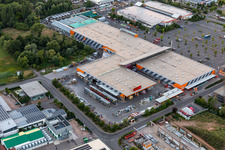 Vue aérienne de Cinéma en plein air Hornbach à Bornheim dans le département Rhénanie-Palatinat, Allemagne