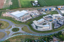 Parc d'activités au parc des expositions à le quartier Queichheim in Landau in der Pfalz dans le département Rhénanie-Palatinat, Allemagne vue d'en haut