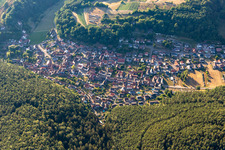 Vorderweidenthal dans le département Rhénanie-Palatinat, Allemagne vu d'un drone