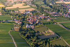 Quartier Ingenheim in Billigheim-Ingenheim dans le département Rhénanie-Palatinat, Allemagne d'en haut
