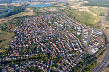 Quartier Maximiliansau in Wörth am Rhein dans le département Rhénanie-Palatinat, Allemagne d'un drone