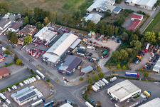 Vue aérienne de Atelier d'échelles à plateau tournant Beitel & Stier GmbH à le quartier Minderslachen in Kandel dans le département Rhénanie-Palatinat, Allemagne