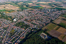 Quartier Iggelheim in Böhl-Iggelheim dans le département Rhénanie-Palatinat, Allemagne d'en haut
