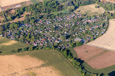 Vue aérienne de Piège à balles pour jardinier familial à Speyer dans le département Rhénanie-Palatinat, Allemagne