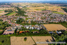 Hördt dans le département Rhénanie-Palatinat, Allemagne depuis l'avion