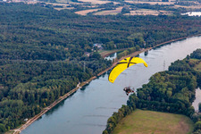 Vue aérienne de Fond d'or à le quartier Maximiliansau in Wörth am Rhein dans le département Rhénanie-Palatinat, Allemagne