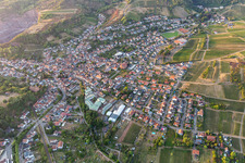 Enregistrement par drone de Albersweiler dans le département Rhénanie-Palatinat, Allemagne