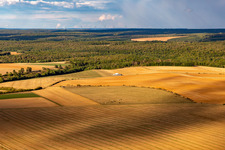 Vue aérienne de Aérodrome, Base ULM à Chassey-Beaupré dans le département Meuse, France