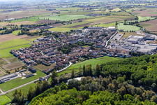 Vue aérienne de Casale Cremasco-Vidolasco dans le département Cremona, Italie