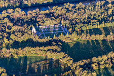 Vue aérienne de Cimetière de Crespi D'Add à Capriate San Gervasio dans le département Bergamo, Italie
