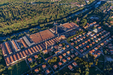 Photographie aérienne de Centrale hydroélectrique centrale de Crespi d'Adda à Capriate San Gervasio dans le département Bergamo, Italie