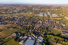 Vue aérienne de Gessate dans le département Lombardie, Italie