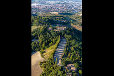 Vue oblique de Château de Montegibbio Château de Montegibbio à Sassuolo dans le département Modena, Italie