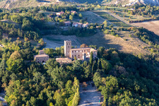 Vue aérienne de Château de Montegibbio Château de Montegibbio à le quartier Il Poggio in Sassuolo dans le département Modena, Italie