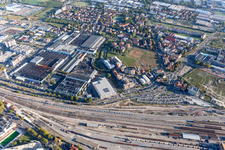 Vue aérienne de Station Parcheggio Modena et Estación de ferrocarril de TrenItalia de Módena à Modena dans le département Modena, Italie