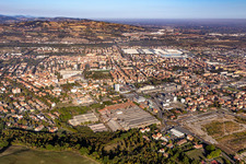 Vue oblique de Sassuolo dans le département Modena, Italie