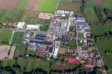 Vue aérienne de Rue industrielle à le quartier Billigheim in Billigheim-Ingenheim dans le département Rhénanie-Palatinat, Allemagne