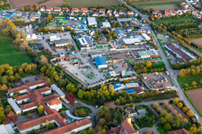 Vue aérienne de Zone commerciale Kleiner Sand avec Süd-Müll GmbH & Co. KG pour le transport des déchets et l'élimination des déchets dangereux, centre de recyclage de Landauer à Landau in der Pfalz dans le département Rhénanie-Palatinat, Allemagne